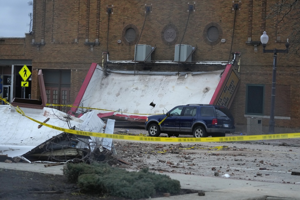 Tornadoes kill at least 11 across US Midwest and South - The Intelligencer
